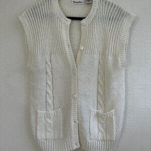 Vintage 80’s Carriage Court Cream Cable Knit sweater Vest Women’s Size Large‎
